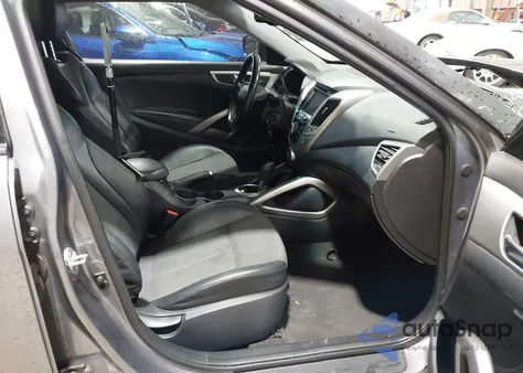 2015 Hyundai Veloster from USA, damaged, VIN KMHTC6AD8FU233193